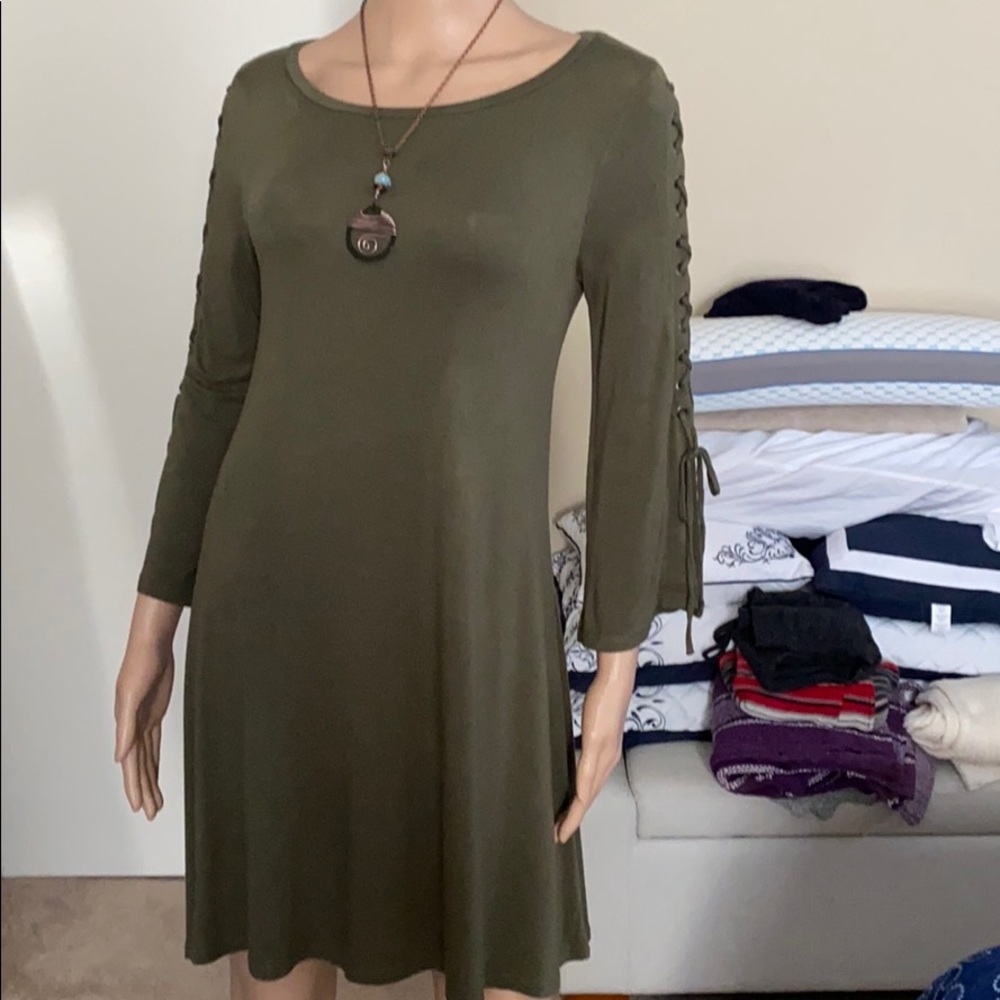 Dark green dress